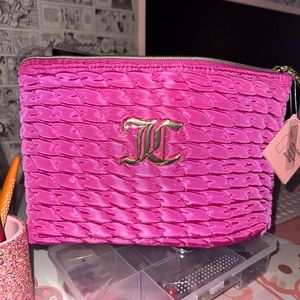 Juicy couture zip up pink cosmetic travel pouch